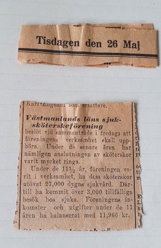 Notis från tidning daterad tisdag den 26 maj.